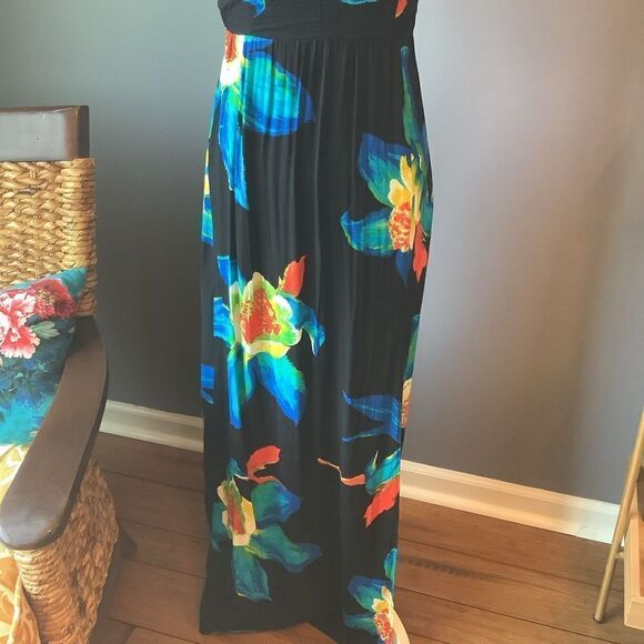 New Forever 21 Floral Maxi Dress 🌺 - Picture 3 of 11